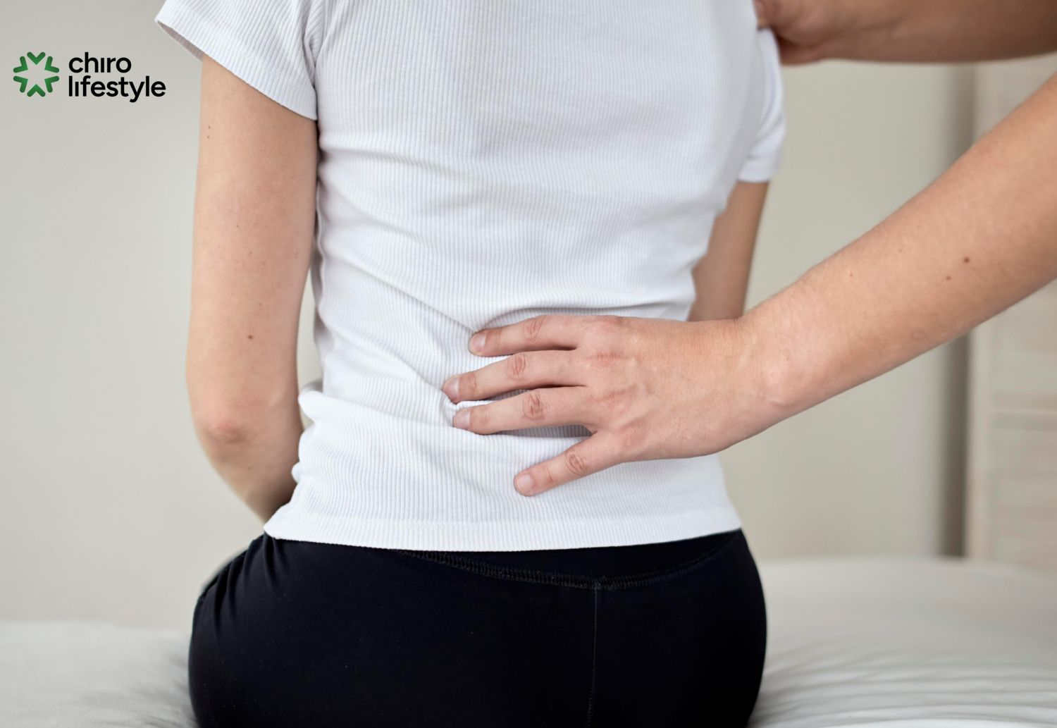 Bàn chân bẹt là một trong những nguyên nhân dẫn đến đau thắt lưng mãn tính