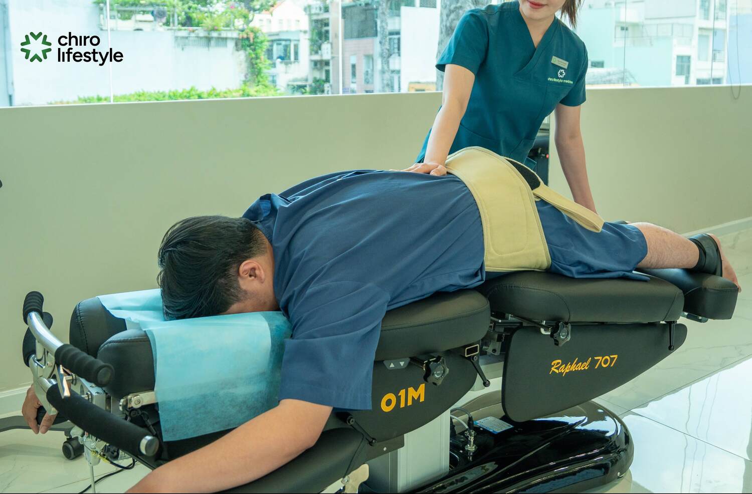 phương pháp kéo giãn cột sống cổ