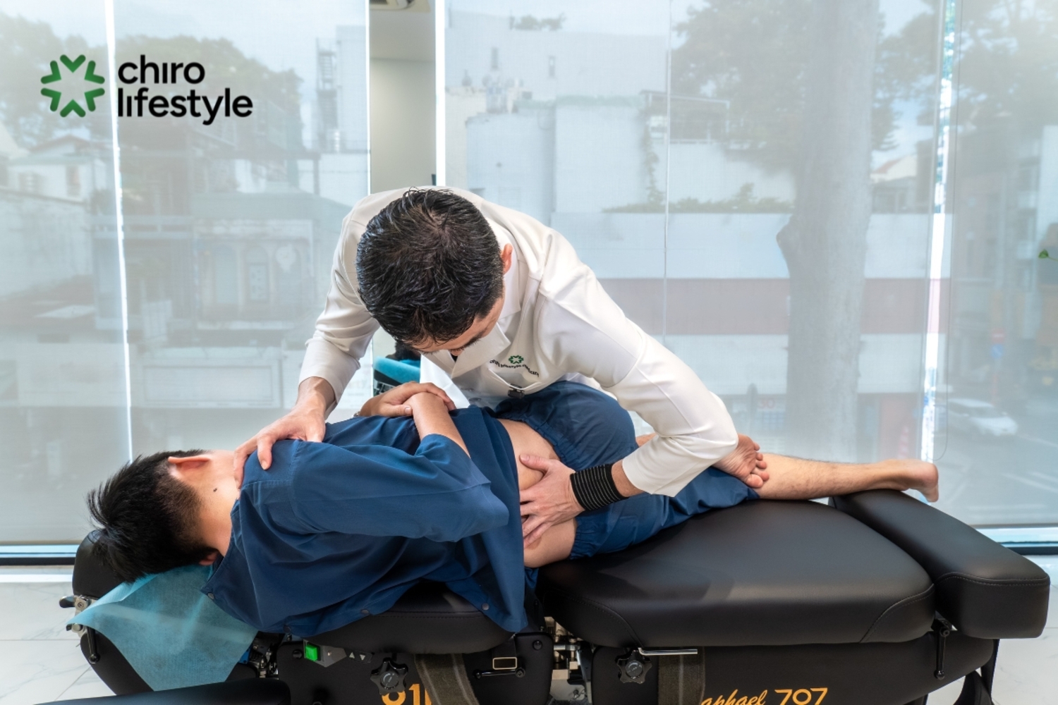 Phòng khám thoát vị đĩa đệm TP.HCM: Phác đồ phục hồi không phẫu thuật