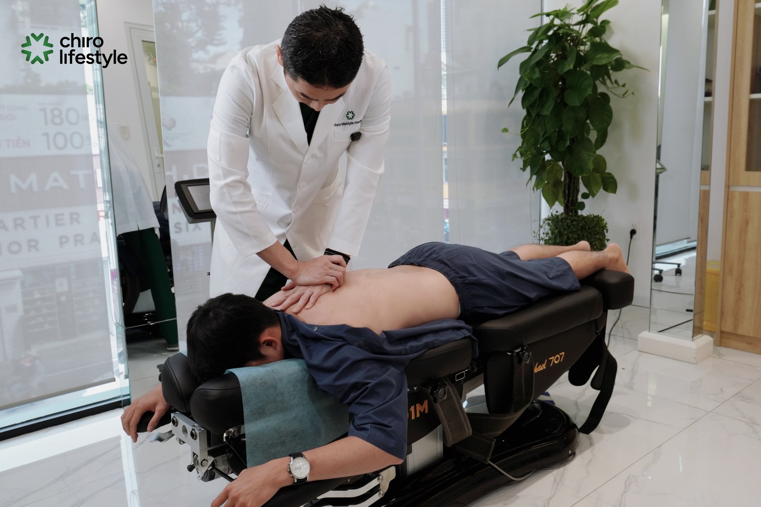 Nắn chỉnh xương khớp giá bao nhiêu