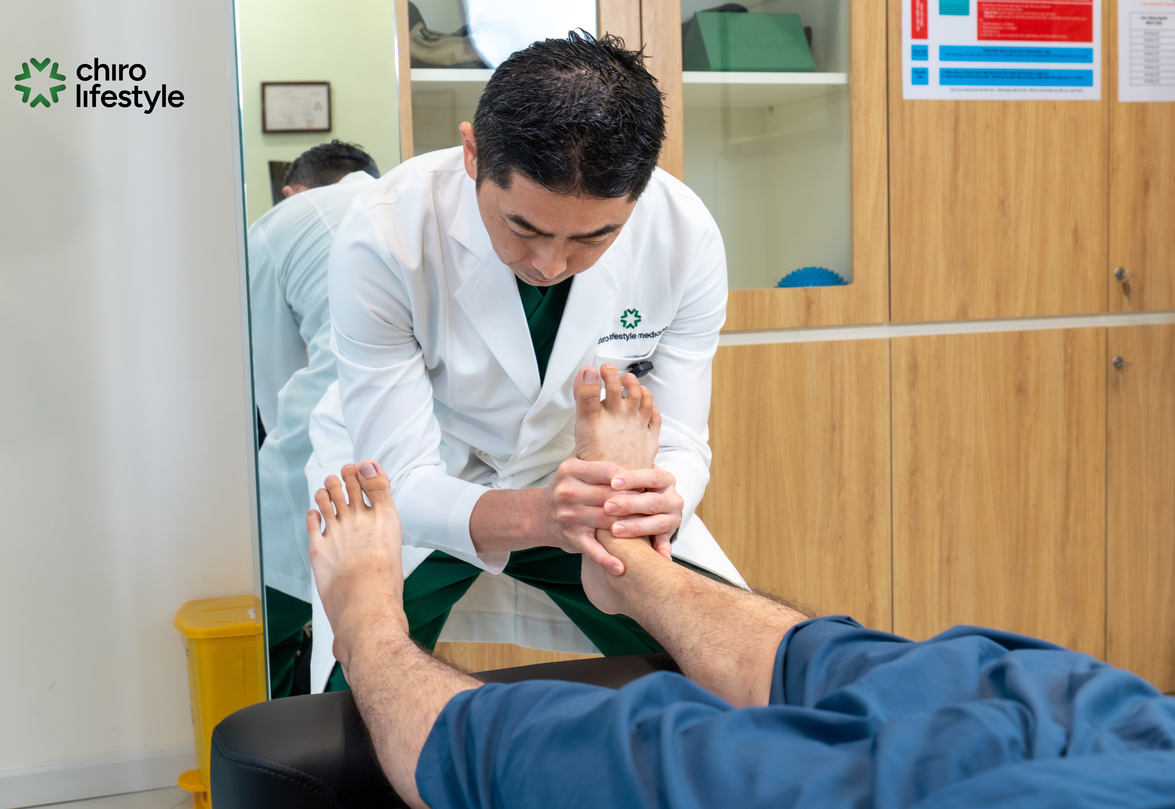 Chiropractic adjustment is a safe, effective, drug-free, and non-surgical solution for treating arthritis.
